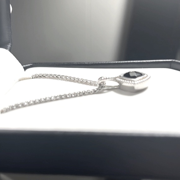 Smokey brown quartz stone encased in a white gold pendant sterling silver chain - Picture 2 of 5